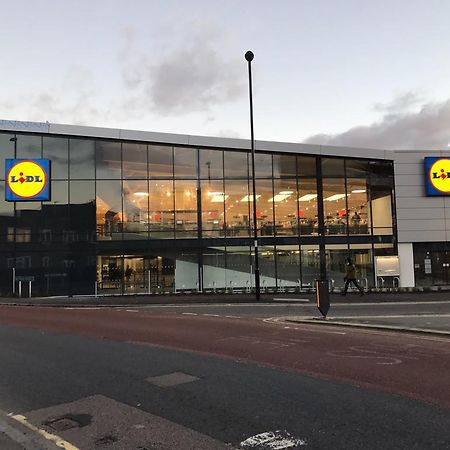 Surrey Quays Studio Лондон Екстериор снимка
